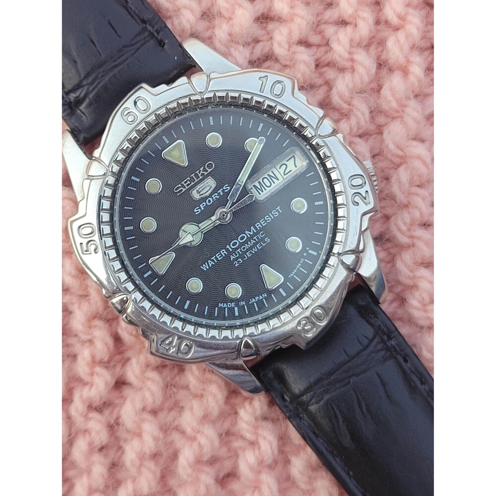 Vintage Seiko 5 Sports 7S36-0180 Automatic Watch | 37mm | Diver Classic Starfish